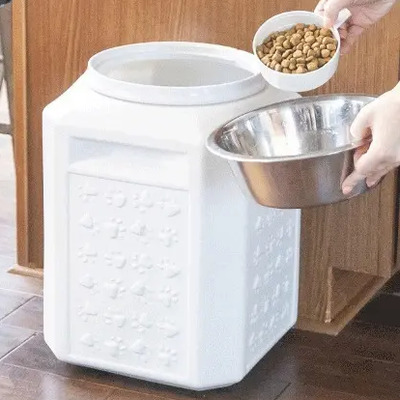 Contenedor Hermético Croquetas Vittles Vault 22.5 kg Plástico BPA Free | Envío gratis