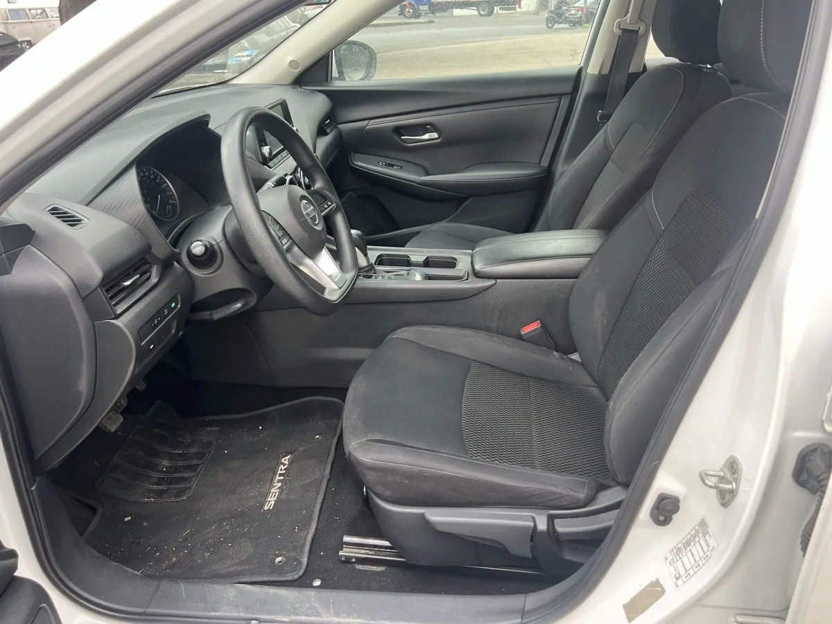 Nissan Sentra 2023 - Imagen 11