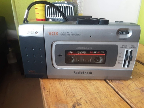 Reproductor De Casetes Con Parlante Radioshack Vintage