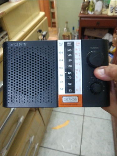 Rádio Sony Icff12s Botão Volume Quebrado So Sinto Fm Leia A 