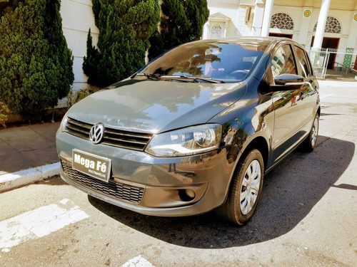 VOLKSWAGEN FOX 1.6 FLEX CINZA COMPLETA KM BAIXA DOC OK