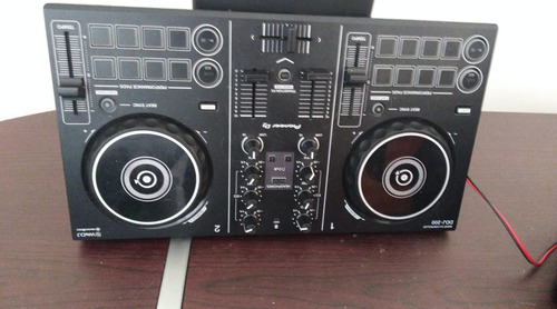 Controlador Dj Bluetooth Pioneer Ddj200 Color Negro