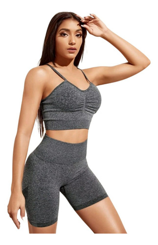 Conjunto Deportivo Biker Short Push Up + Crop Top Gris