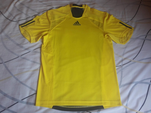 Remera Deportiva adidas Talle Small