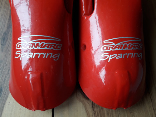 Protectores Pies (2 Pares Distinto Talle) Granmarc Sparring