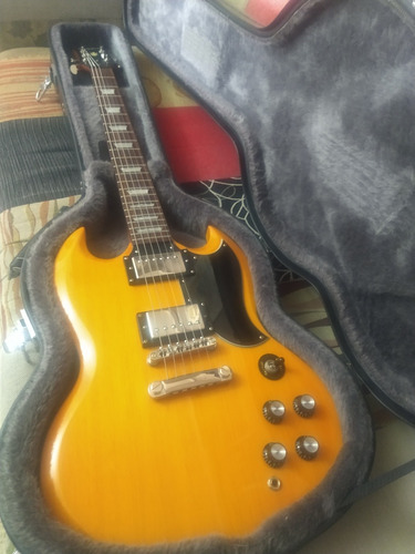 EpiPhone Sg Korina Custom Shop Con Estuche EpiPhone. 