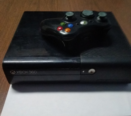 Consola Microsoft Xbox 360 E Con Un Juego 