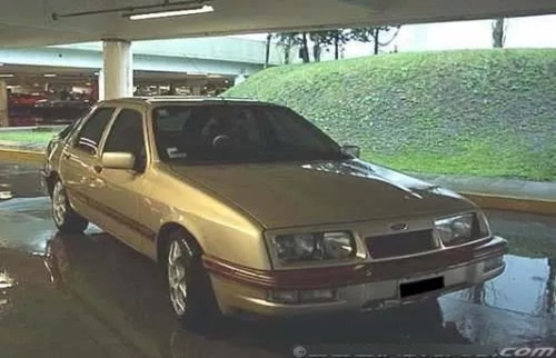 Rejilla Capot Ford Sierra 280 Y 300 Nueva En Fibra De Vidrio Foto 3