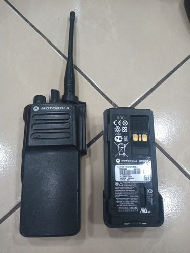 Radio Motorola Digital Dgp 5050e Uhf Exelentes Condiciones 