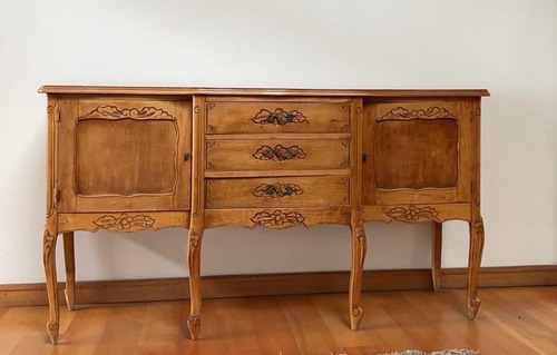 Buffet De Madera Antiguo