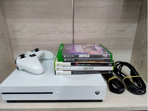 Consola Xbox One S 1tb + 5 Juegos + 1 Control Usado