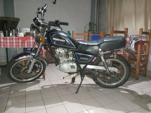 Suzuki Gn 125