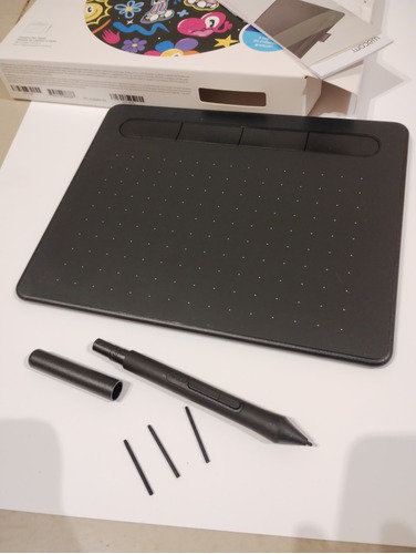 Tableta Grafica Wacom Intuos Small