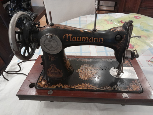 Antigua Máquina De Cocer Naumann Ideal Para Ponerle Motor