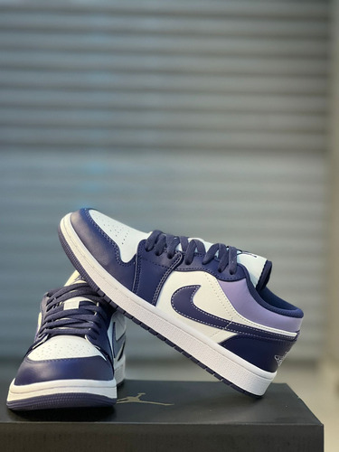 Jordan Retro 1 Low Morado 27.5mx