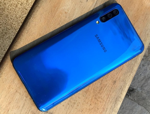 Samsung Galaxy A50 128 Gb Azul 4 Gb Ram (com Defeito) 