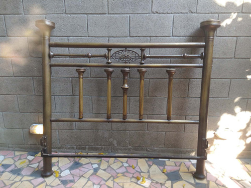 Respaldar De Bronce Antiguo. Cama Doble 140cm