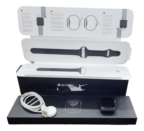 Smartwatch Apple A2294 Series 6 Nike Cel 44mm