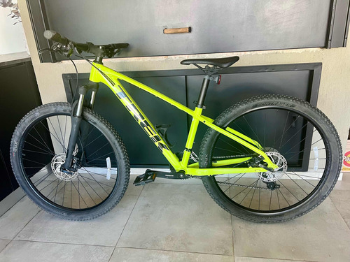 Bicicleta Trek Marlin 5 27.5