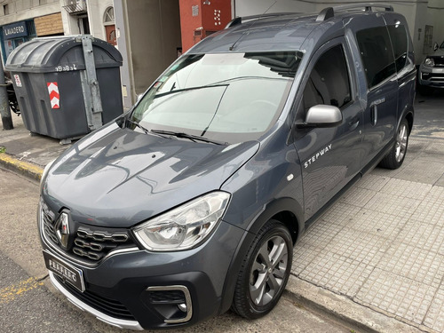 Renault Kangoo || Stepway 1.6 Año 2021 Nafta/gnc Permuto 