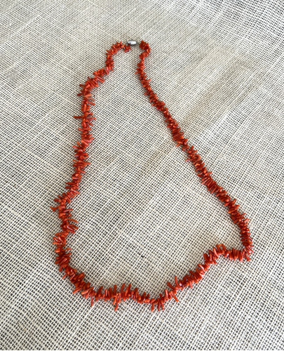 Antiguo Collar En Coral Rojo