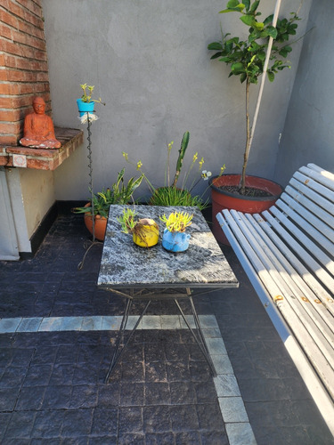 Mesa De Jardín De Hierro Forjado Y Tapa De Marmol 