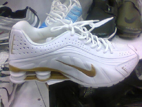 Tenis Nike Shox R4 Branco E Dourado Nº41 Original!!!