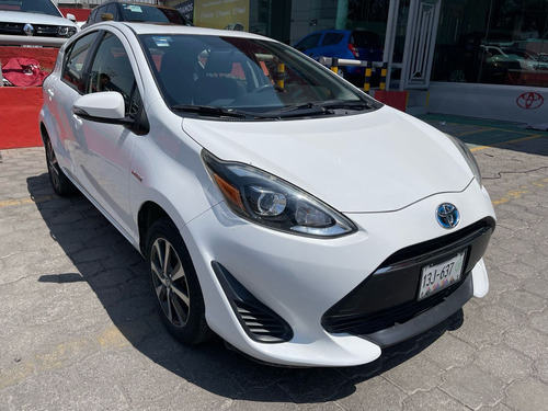 Toyota Prius 2018