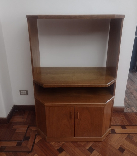 Mueble Para Tv 32  Con Dos Estantes + Espacio De Guardado