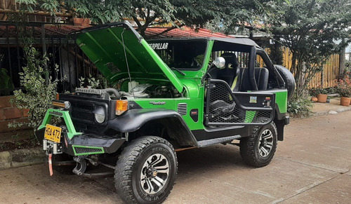 Toyota Land Cruiser 4.0 Fj40 