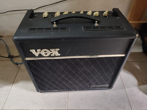 Amplificador De Guitarra Vox Vt40