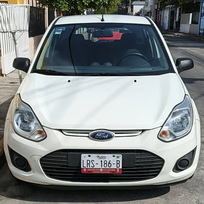 Ford Ikon 1.6 Ambiente Ac Mt | MercadoLibre