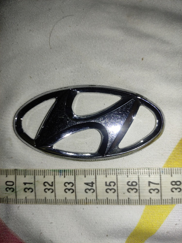 Emblema Trasero Hyundai Accent Tapa Maleta  Foto 2