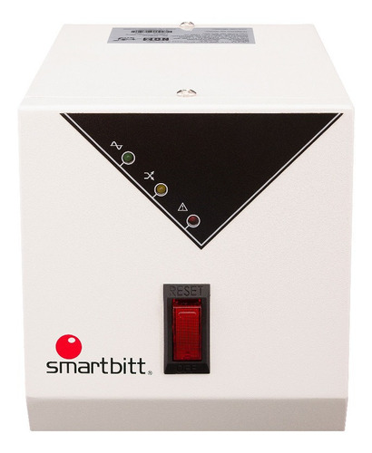Regulador De Voltaje Smartbitt 2000va 1200 Watts 4 Conta /vc Color Blanco