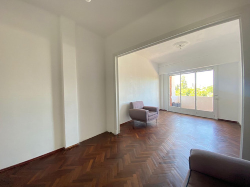 Alquiler Apartamento 2 Dormitorios Con Terraza En Parque Batlle
