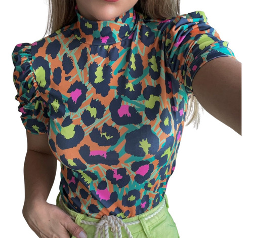 Blusa Feminina Gola Alta Manga Princesa Animal Print Neon