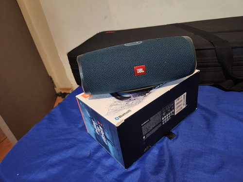 Caixa De Som Bluetooth Jbl Charge 4