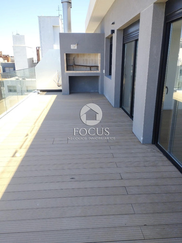 Venta Penthouse 2 Dormitorios, 2 Baños, Terraza Y Garaje Fijo En Punta Carretas - Imagen 4