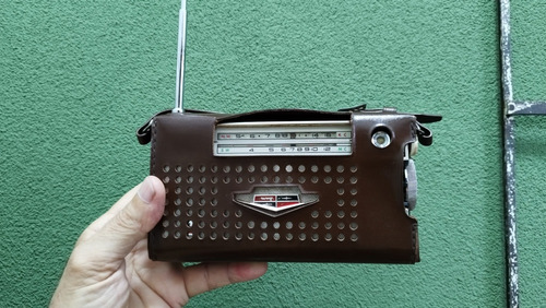 Rádio Portátil Mitsubishi Usado Antigo 