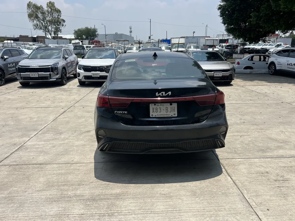 Kia Forte 2022 - Imagen 4