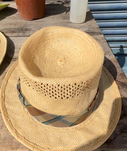 Sombrero Goorin Bros Ala Corta 56 Cm Talla M. Manchas X Dent