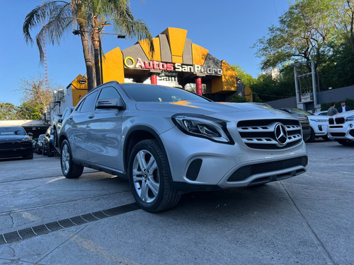 Mercedes Benz Gla 200 Cgi 2018 