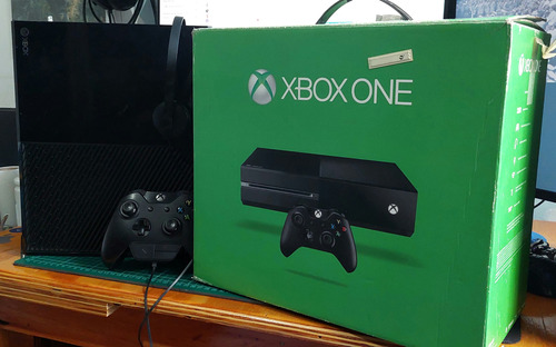 Consola Xbox One 500gb Microsoft + 1 Joystick 