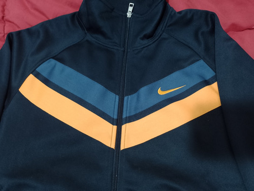 Campera Nike Dry Fit Hombre Adulto.