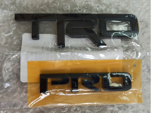 Emblema Trd Compuerta Trasera 4runner 2014 2015 2016 17 18  Foto 2