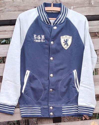 Campera Universitaria Legacy Talle S Usada 