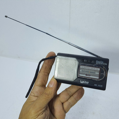 Mini Rádio Am Fm Receiver Lucky Mk 822e Não Funcion No Estad