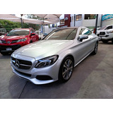 Mercedes Benz C200 Plata 2017, Excelentes Condiciones 