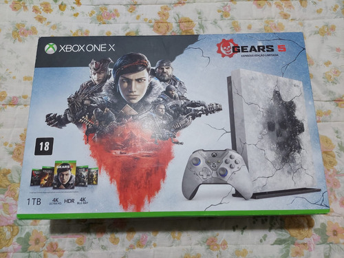 Microsoft Xbox One X 1tb Gears 5 Limited Edition Bundle (usado)