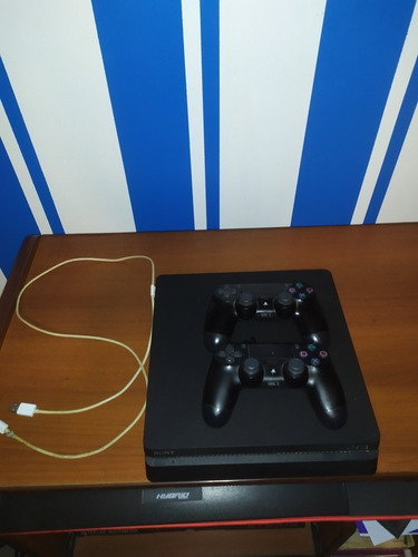 Sony Playstation 4 Slim 1tb Color Negro 